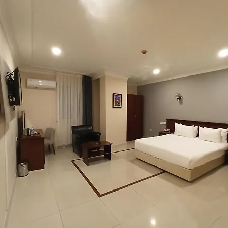 Hotel Marina Park 3*