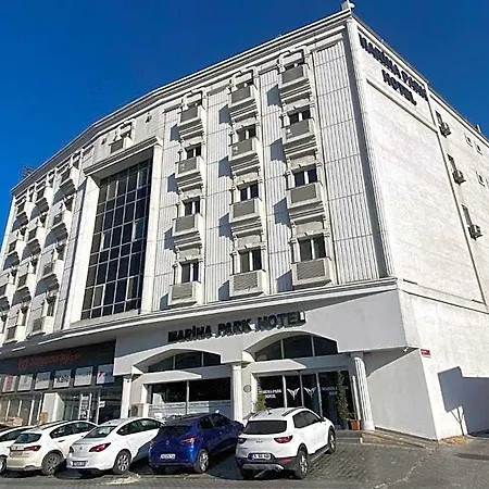 Marina Park Hotel 3*