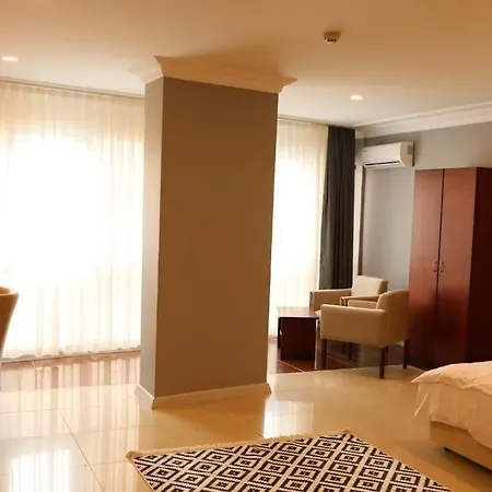 Marina Park Hotel 3*