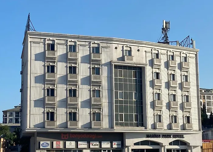 Отель Marina Park 3*